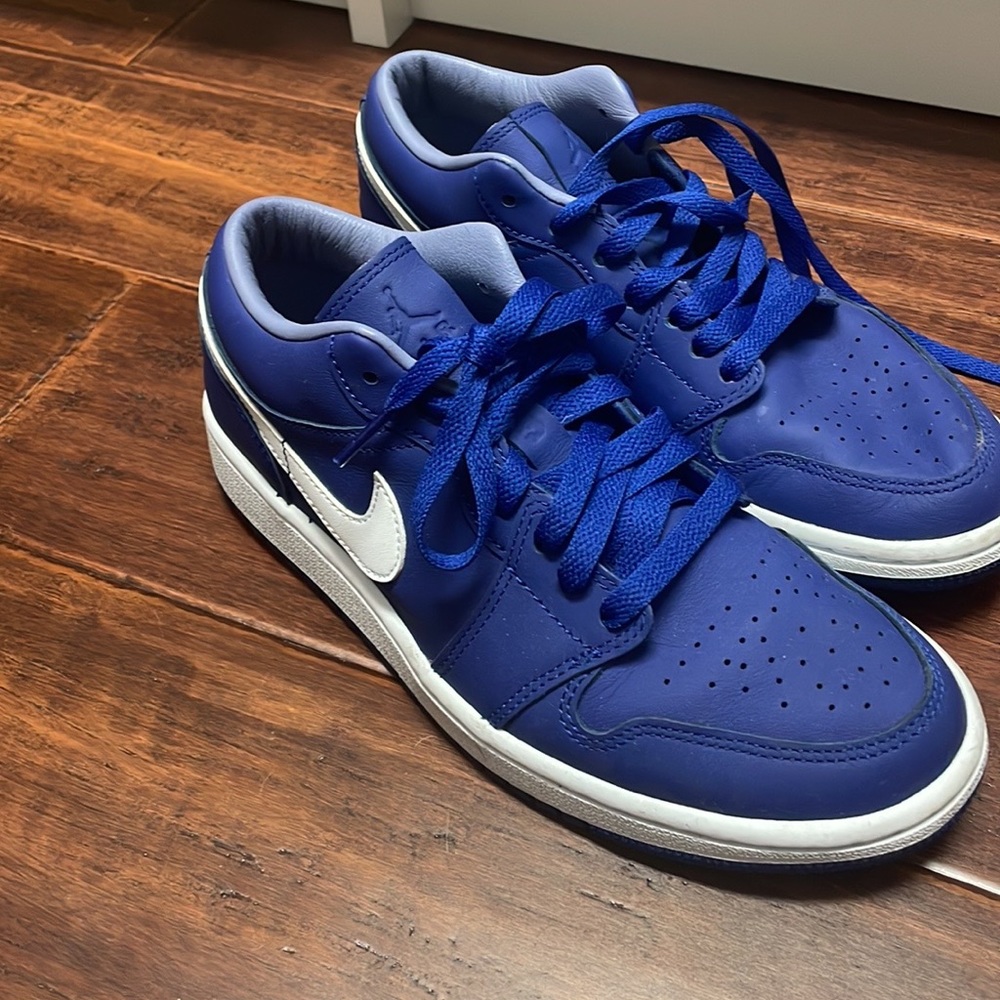 Women’s Air Jordan 1 low deep royal